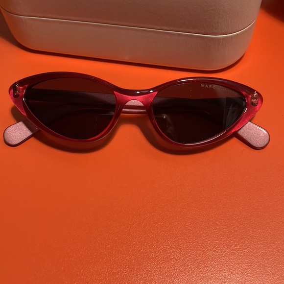marc jacobs cat eye sunglasses!🩷❤️ - Picture 14 of 15